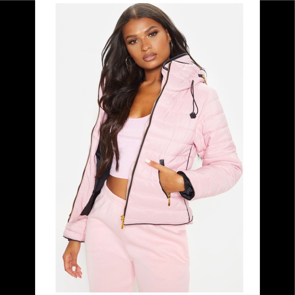 Pink PLT puffer jacket Mara PRETTY LITTLE THING